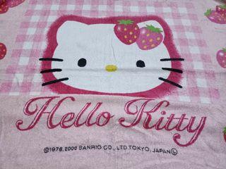 Hello kitty beach towel