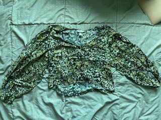 (Category: ) located in . Submitted by cockroachunderbed (Listing ID 1132999136, Image 1). Description: .