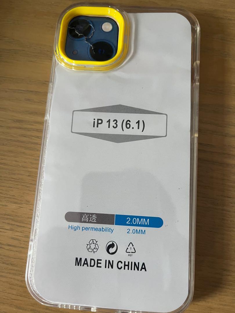 iPhone 13 casing (Category: Cases & Sleeves) located in Singapore. Submitted by onet.doublee (Listing ID 1133000913, Image 1). Description: Good quality iPhone 13 brand new transparent casing at a very good price. additional level to protect your camera lens Pardon the paper that is torn .