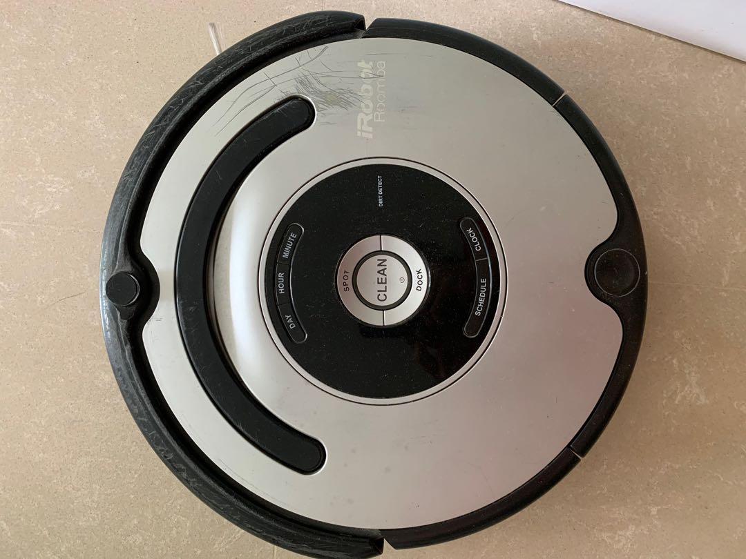 iRobot Roomba Vacuum Cleaning Robot model 555, Furniture & Home Living