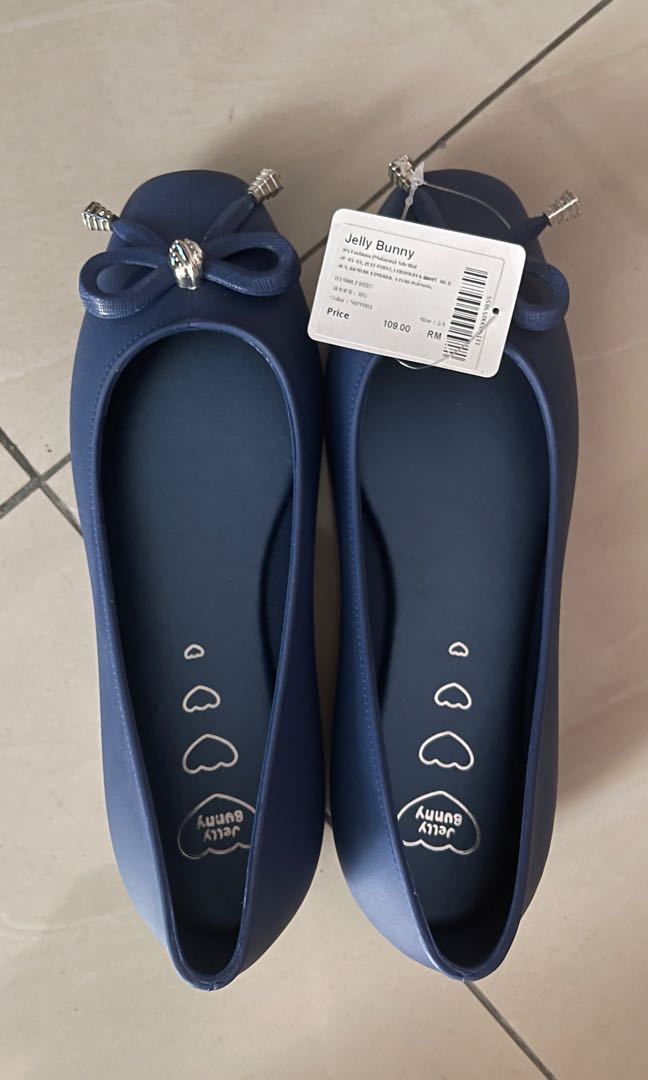 Jelly Bunny Shoes Women s Fashion Footwear Flats on Carousell