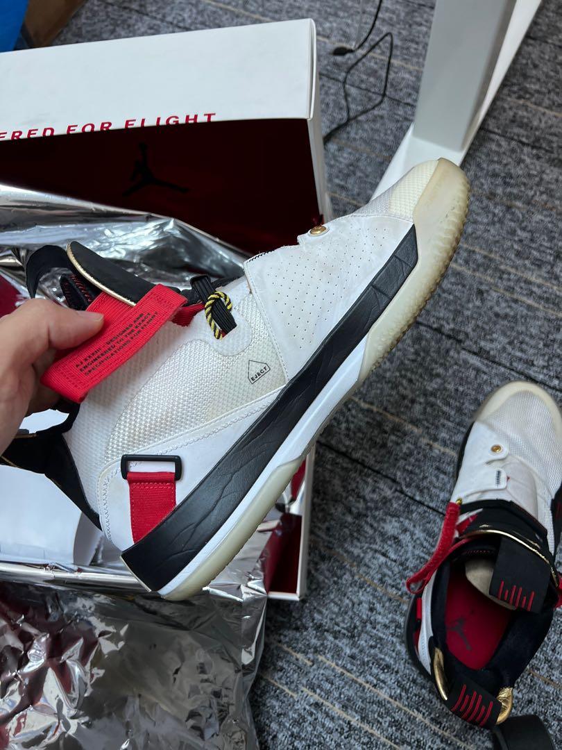 Jordan AJ 33 us 12 Carousell