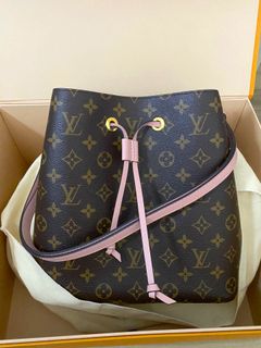 (Category: ) located in . Submitted by thriftbarbie (Listing ID 1132958686, Image 1). Description: .