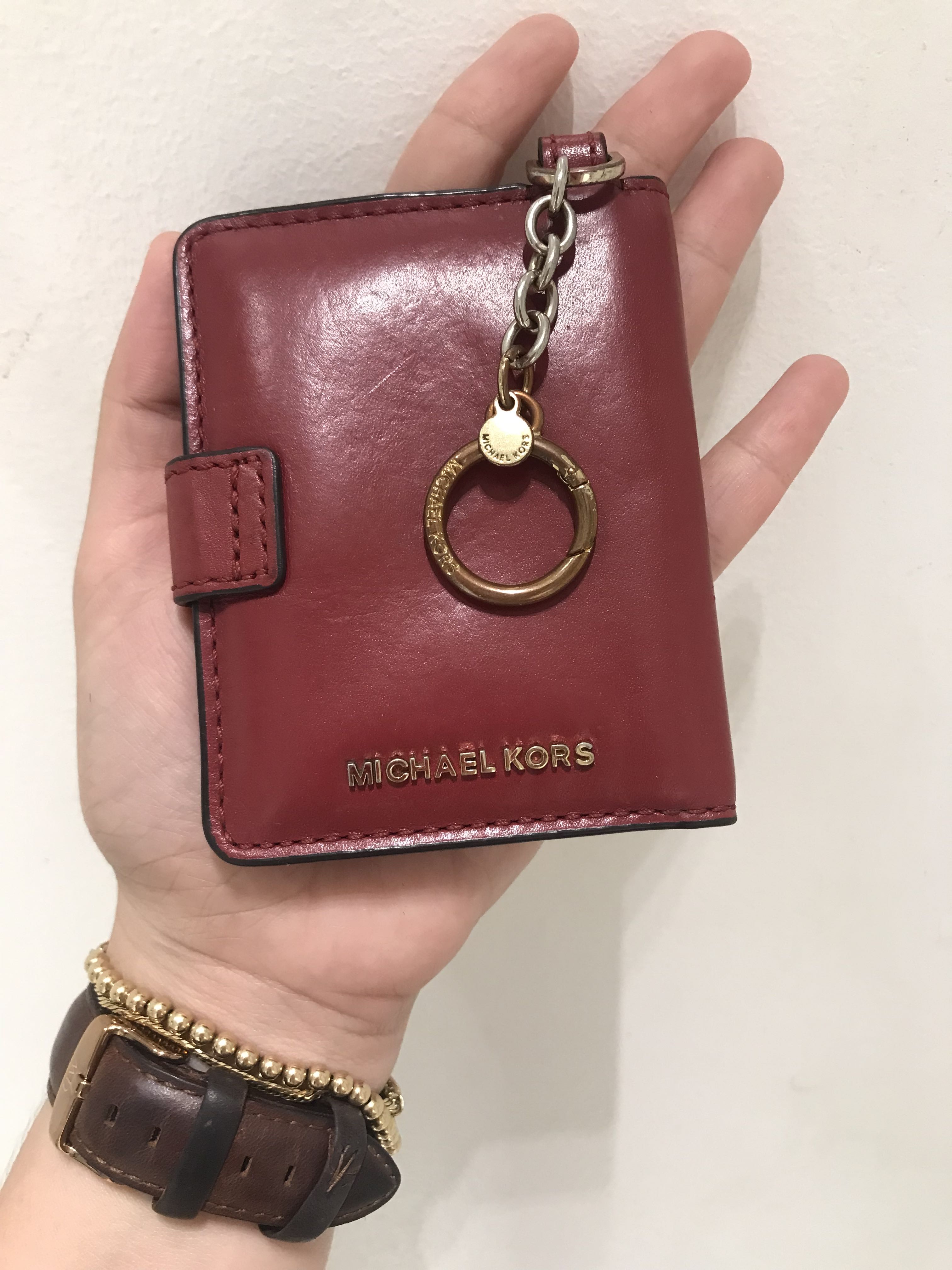 mk keychain wallet