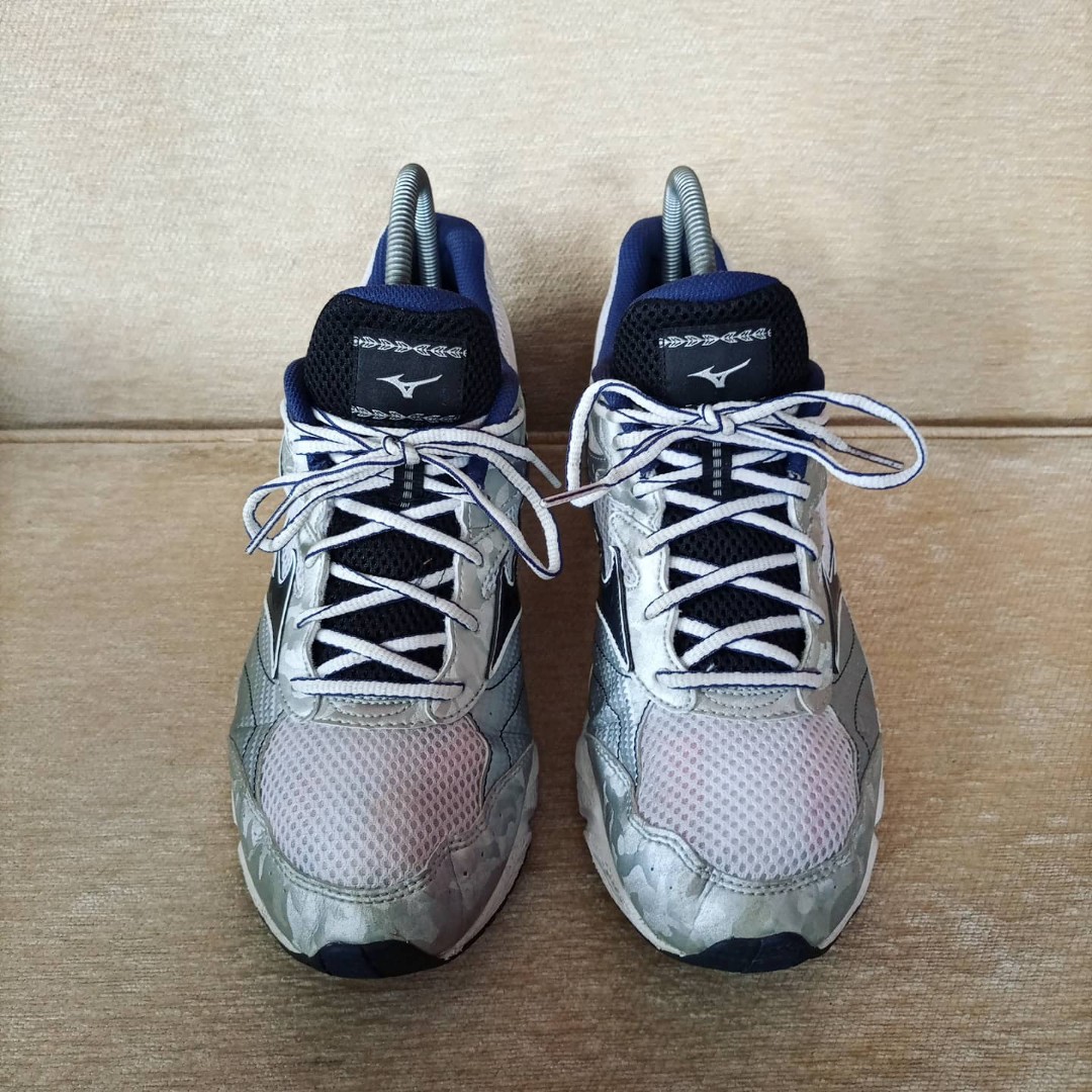 Harga sepatu hot sale mizuno wave x10