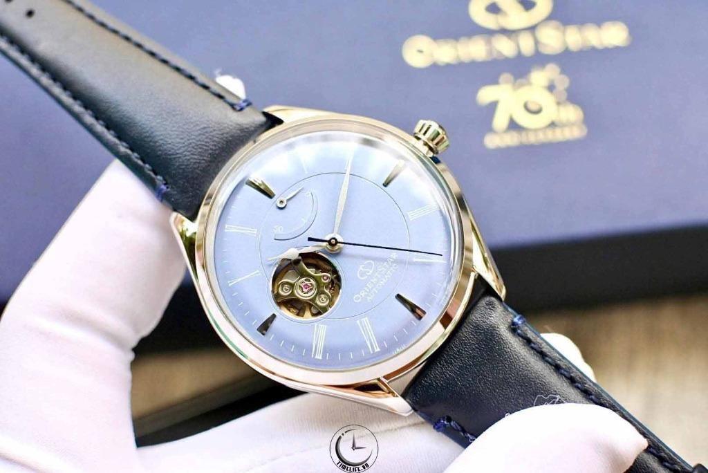 Mechanical outlet dress watch