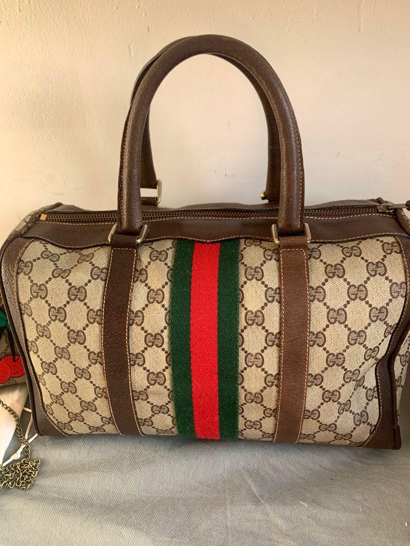 ORIGINAL VINTAGE SHERRYLINE (Category: Luxury Bags & Wallets) located in Manila. Submitted by raila.bags (Listing ID 1133024962, Image 2). Description: pede separate pete both .