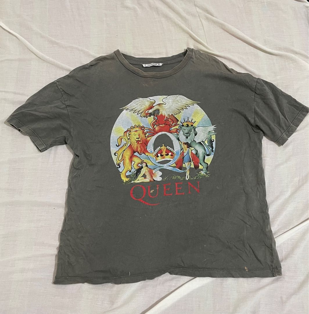 pull and bear queen t shirt