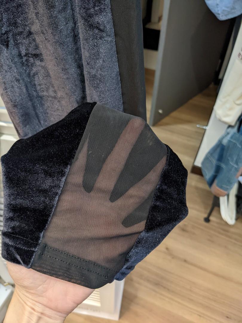 Puma discount velvet joggers