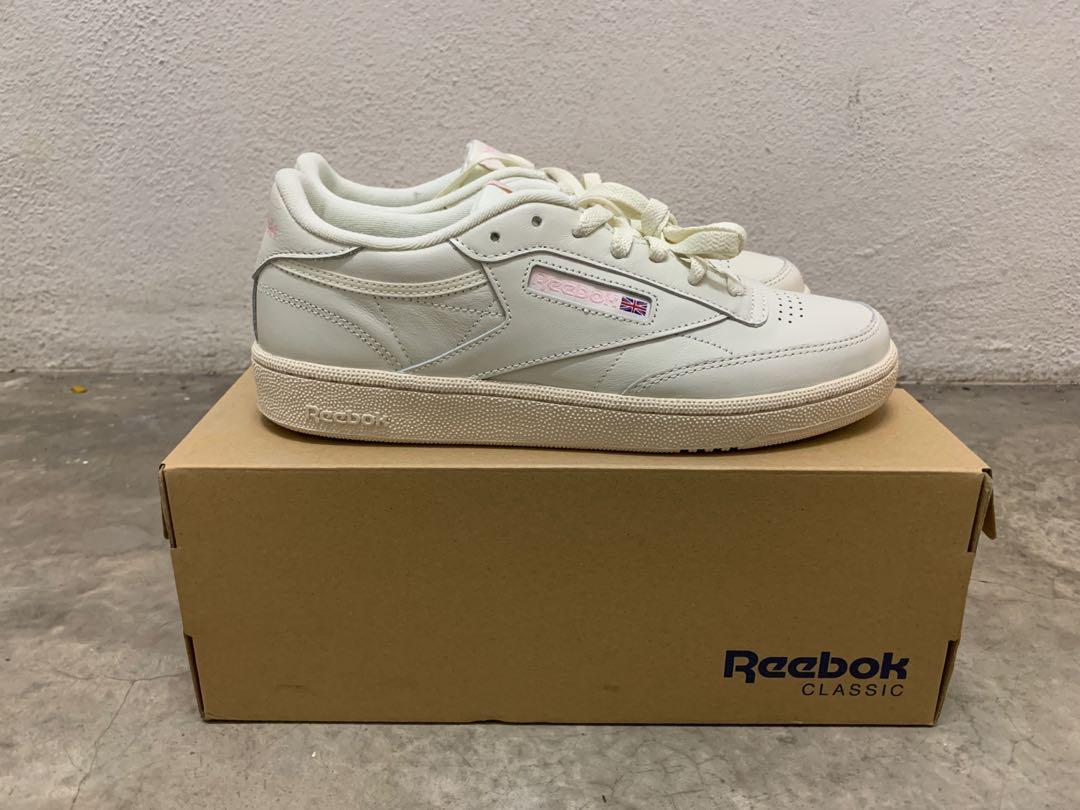 Reebok club c creme sales