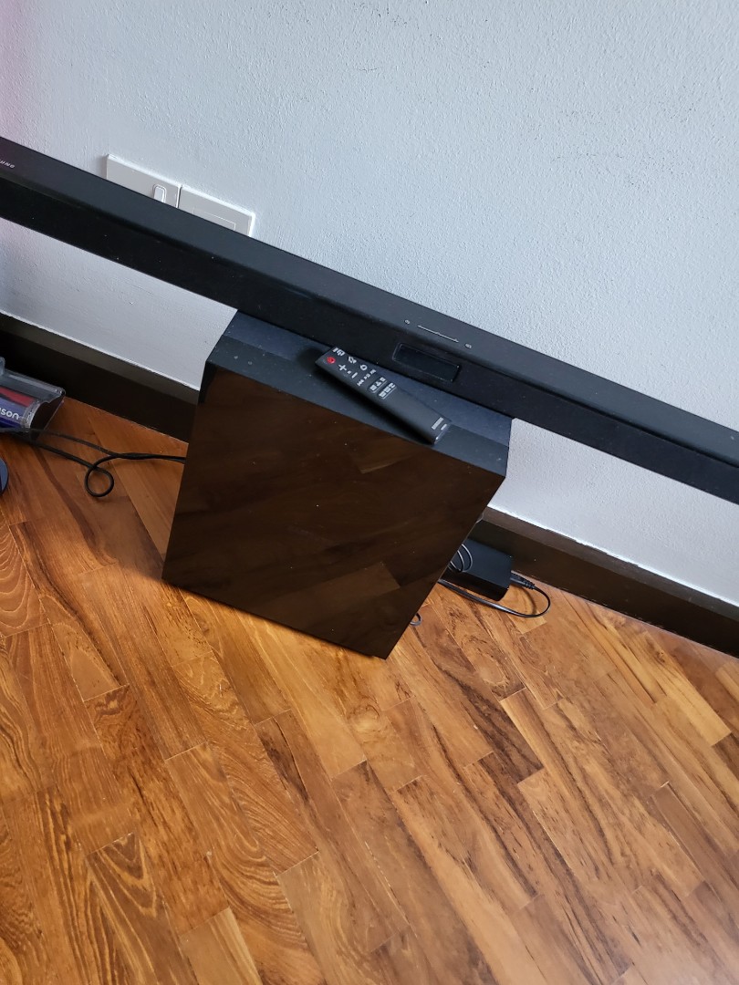 Samsung soundbar with wireless sub HWH450, Audio, Soundbars, Speakers
