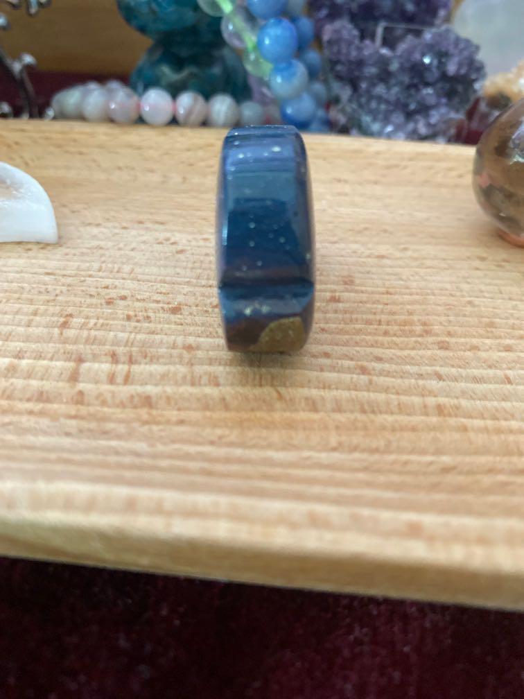 Sieber Agate Cloud (Category: Precious Stones) located in Singapore. Submitted by clearhycloset (Listing ID 1132978167, Image 3). Description: Approximately 4cm normal mailing +$1.80.