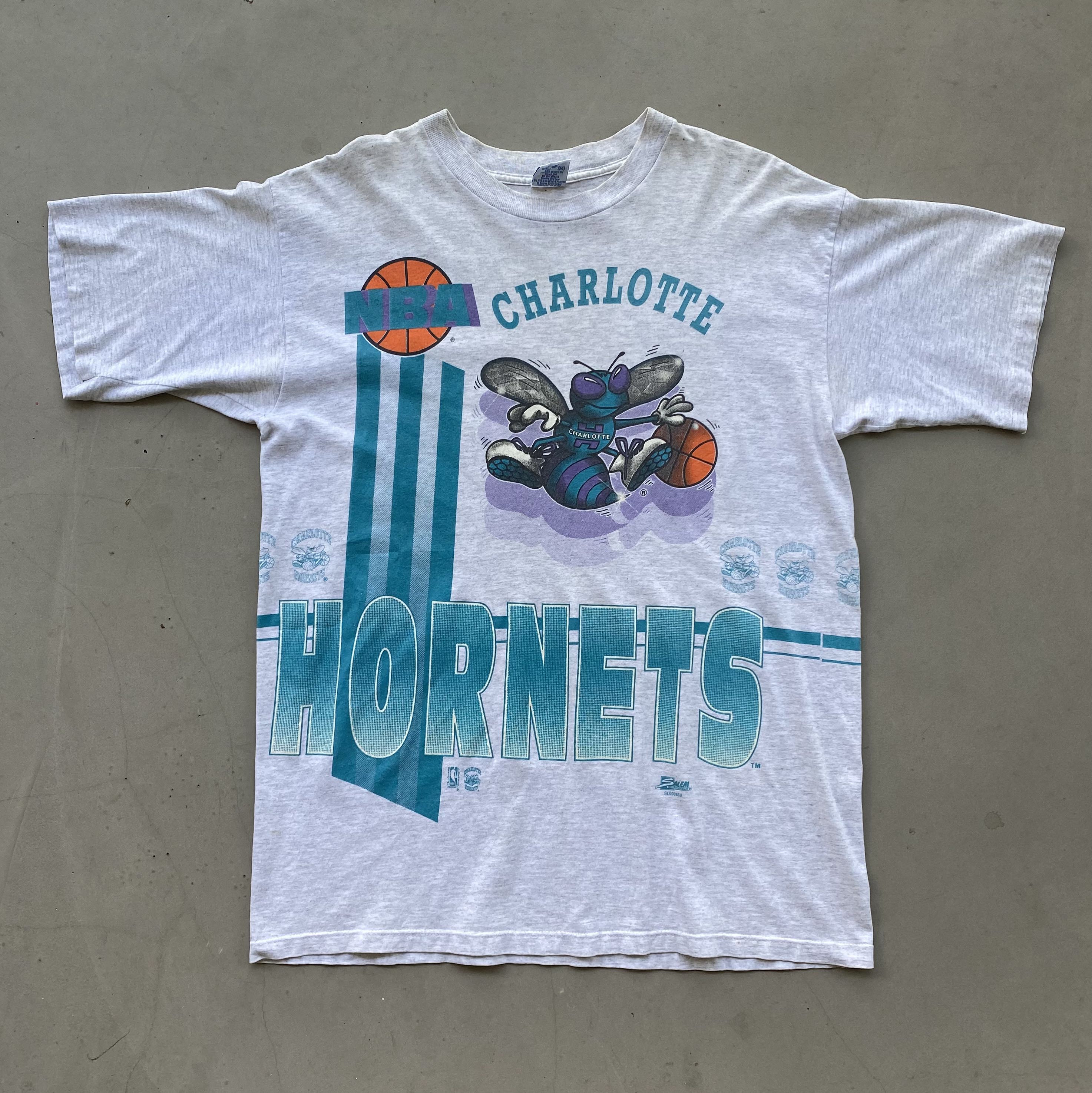 vintage Charlotte Hornets NBA tee, Men's Fashion, Tops & Sets