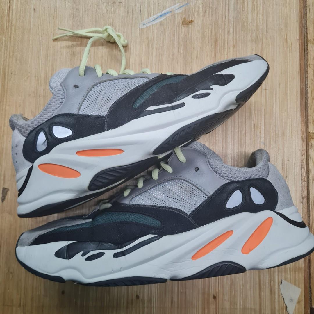 yeezy 700 og waverunner