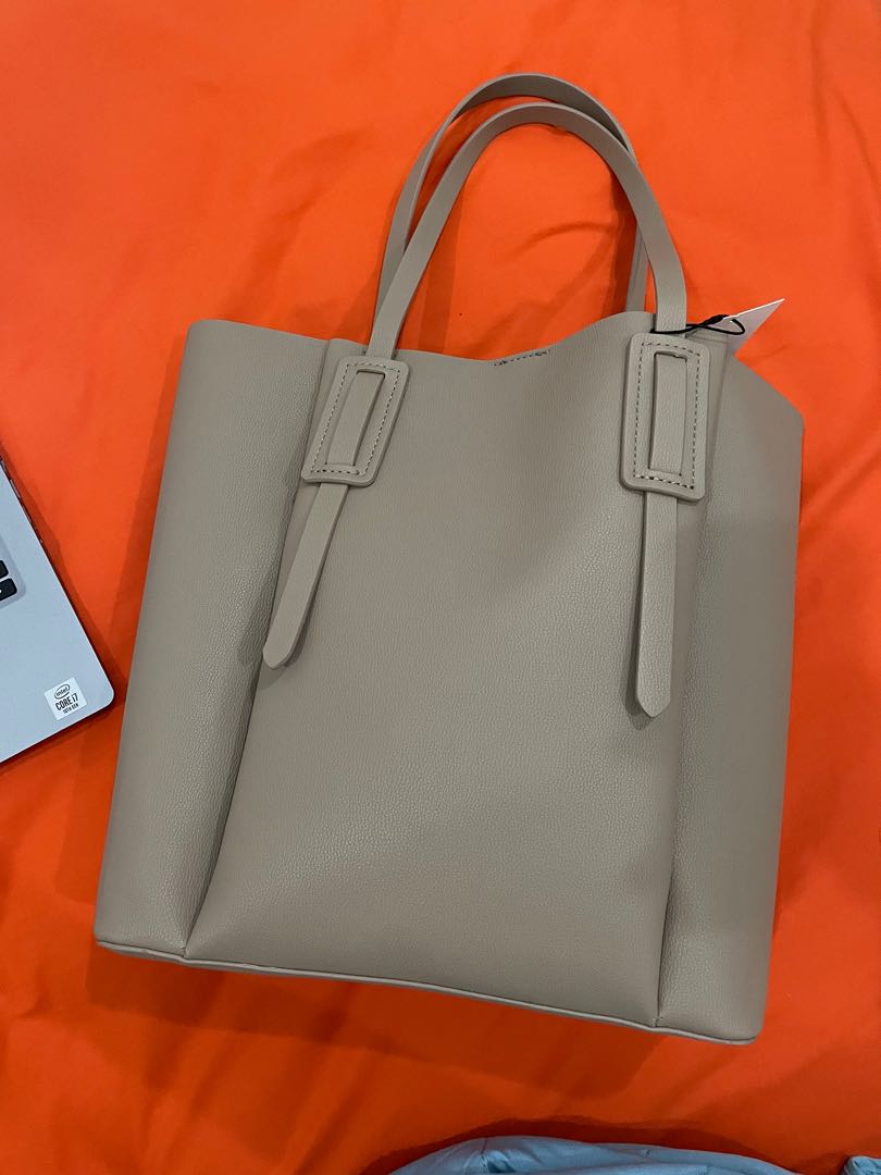 Zara Shopper Bag Tote, Fesyen Wanita, Tas \u0026 Dompet di Carousell