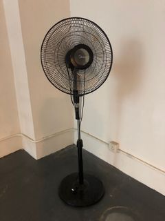 （分類：）位於 。 由 ziggurat88 提交（商品編號 1133224278，圖片 1）。簡介： 。