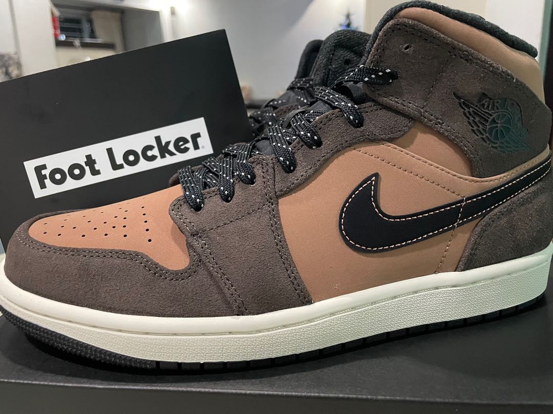 jordan 1 mid se dark chocolate on feet