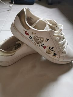 Aldo white sneakers” For Sale Carousell Singapore