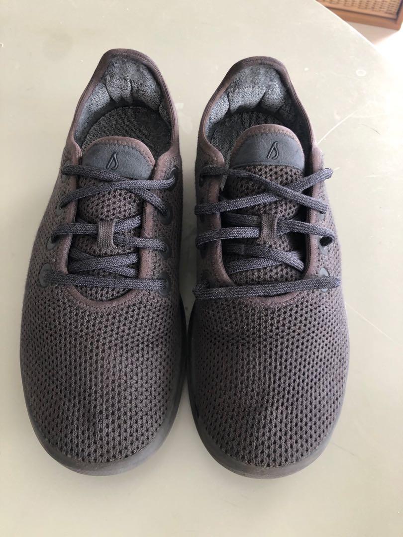 Men's tree runners charcoal top