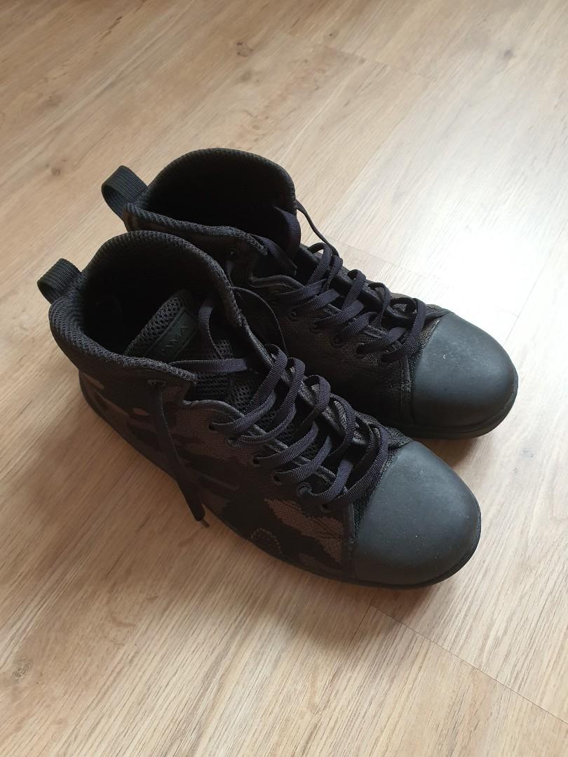 Asics gel assault xt best sale