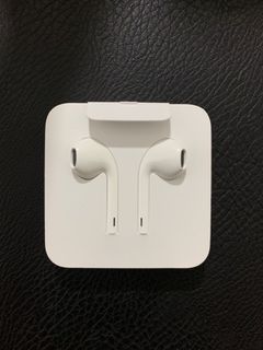 (Category: ) located in . Submitted by acrylicustoms (Listing ID 1133266820, Image 1). Description: .