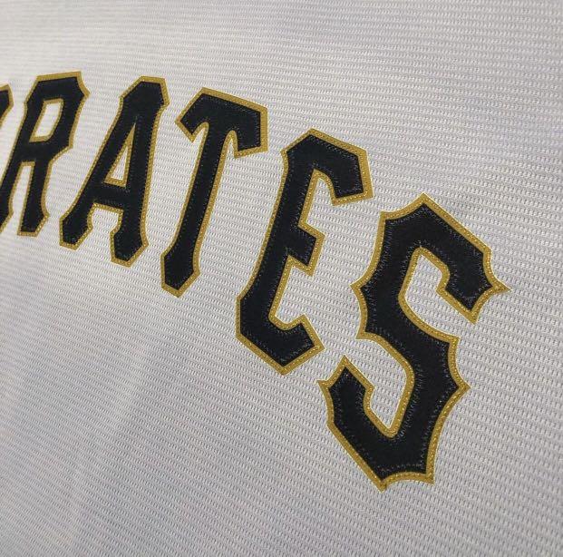 Throwback Pittsburgh Pirates Roberto Clemente Vintage Baseball Jersey