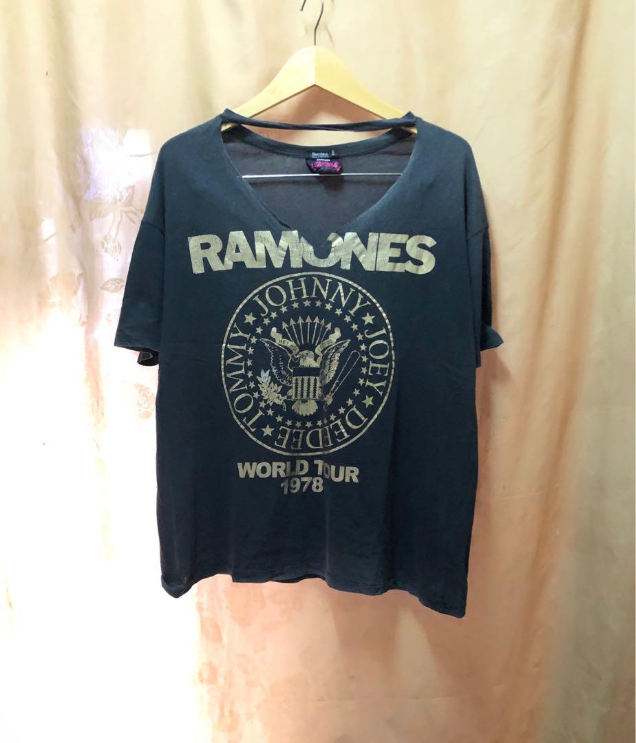 Bershka Ramones Choker Fesyen Wanita Pakaian Wanita Atasan di Carousell