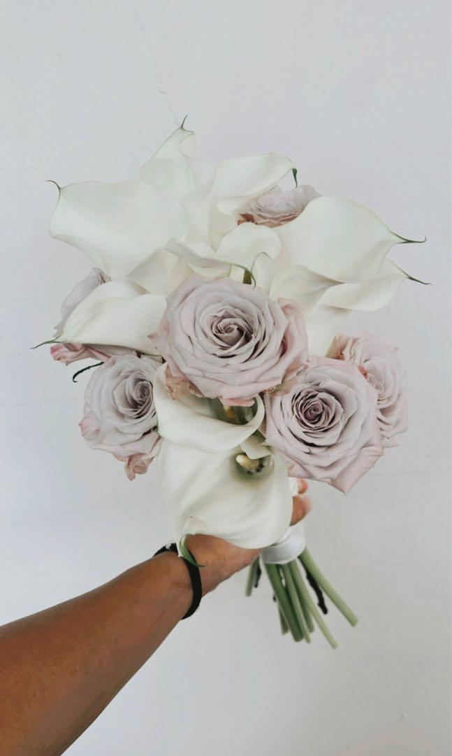 Calla Lilies Menta Bridal Bouquet, Hobbies & Toys, Stationery & Craft,  Flowers & Bouquets On Carousell