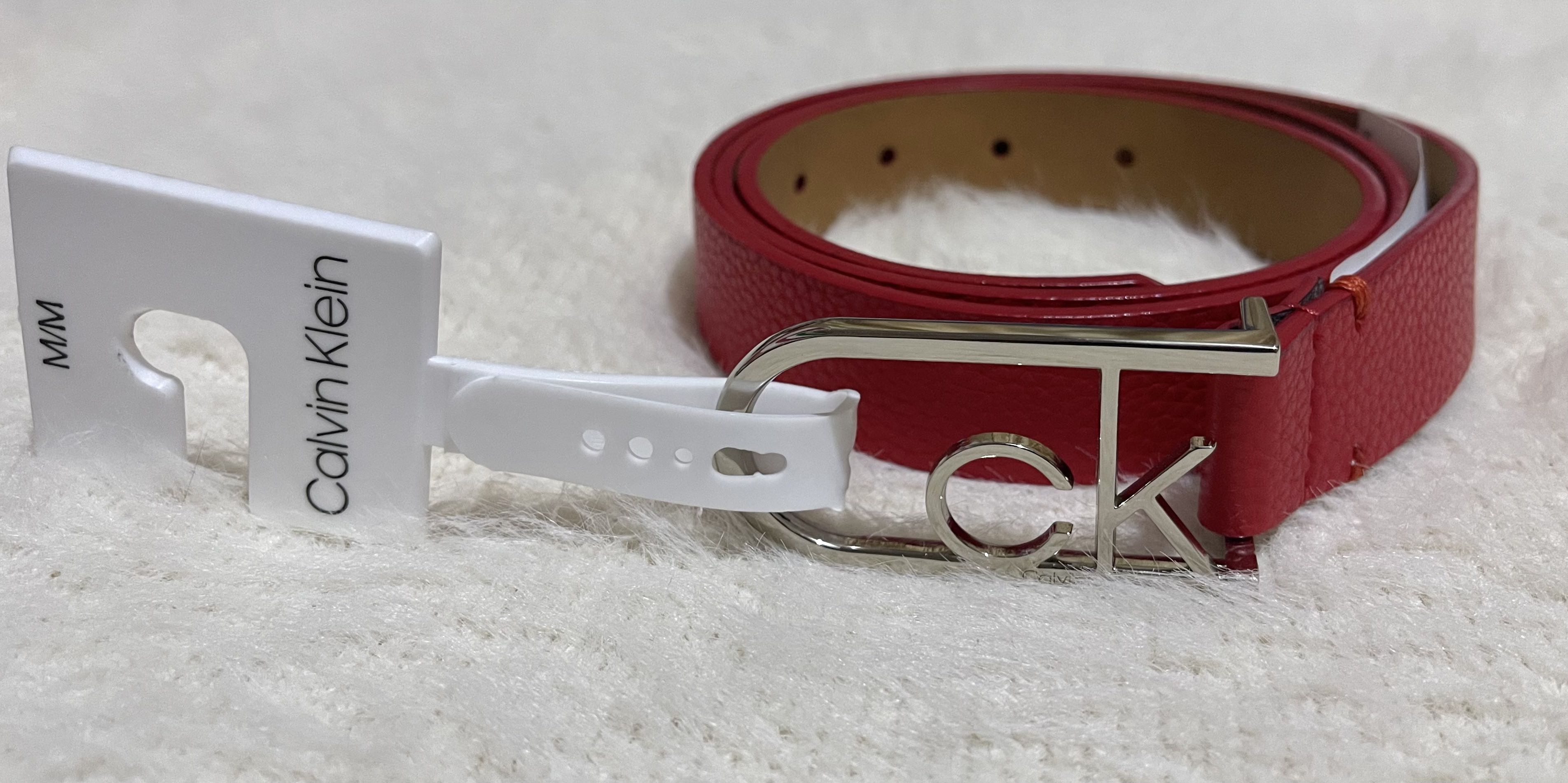 CALVIN KLEIN Women's Red Leather Belt - Medium, Women's Fashion, Watches &  Accessories, Belts on Carousell