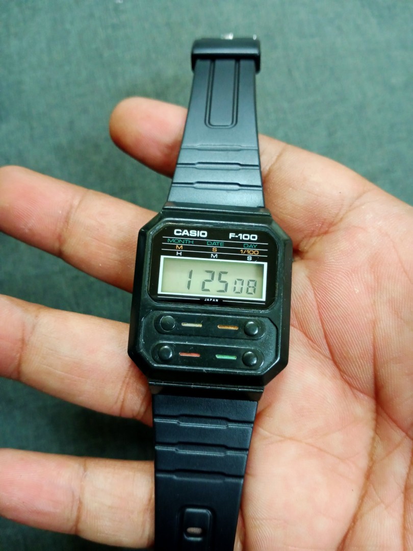 Casio f 100, Men's Fashion, Watches 