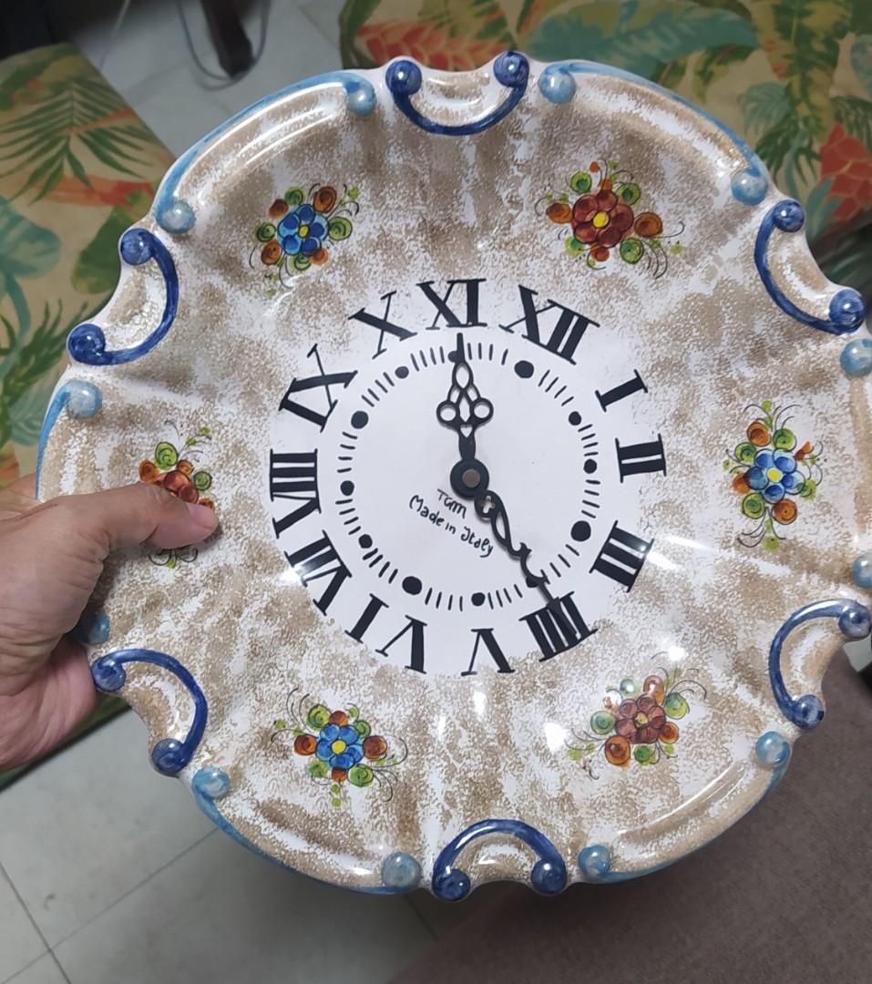 Decorative plate clock (Category: Clocks) located in Quezon City. Submitted by kaije2008 (Listing ID 1133103048, Image 1). Description: selling in working condition decorative plate clock sm north area.