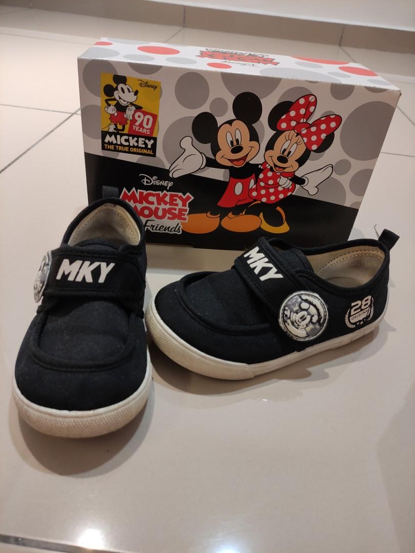 Mickey mouse sale black shoes