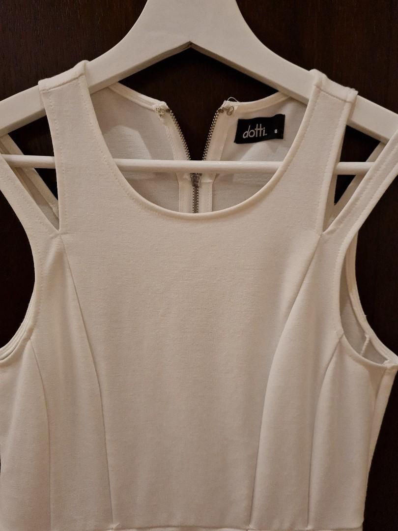 Dotti White dress, Fesyen Wanita 