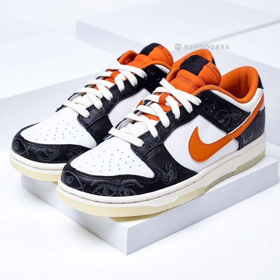 FULL SIZE] Dunk Low Halloween 2021, Men's Fashion, Footwear, Sneakers on  Carousell