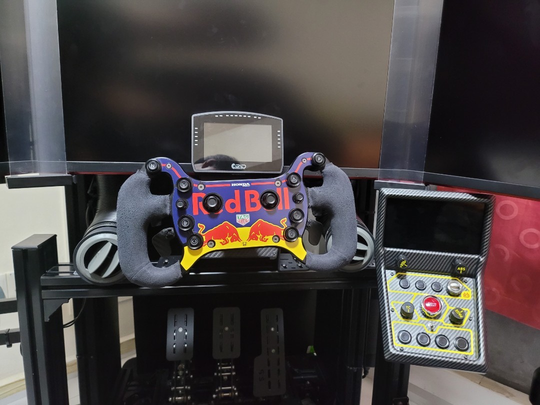 GT4 Simagic Steering Wheel Sim Racing, Hobbies & Toys, Toys & Games on ...