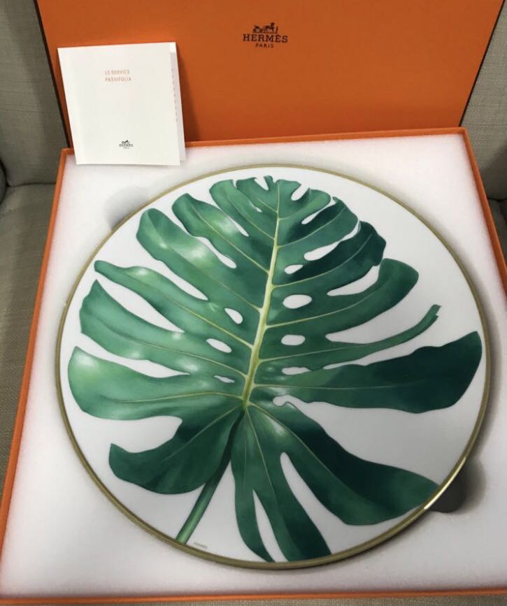 Hermes Passifolia Dinner Plates, Luxury, Accessories on Carousell