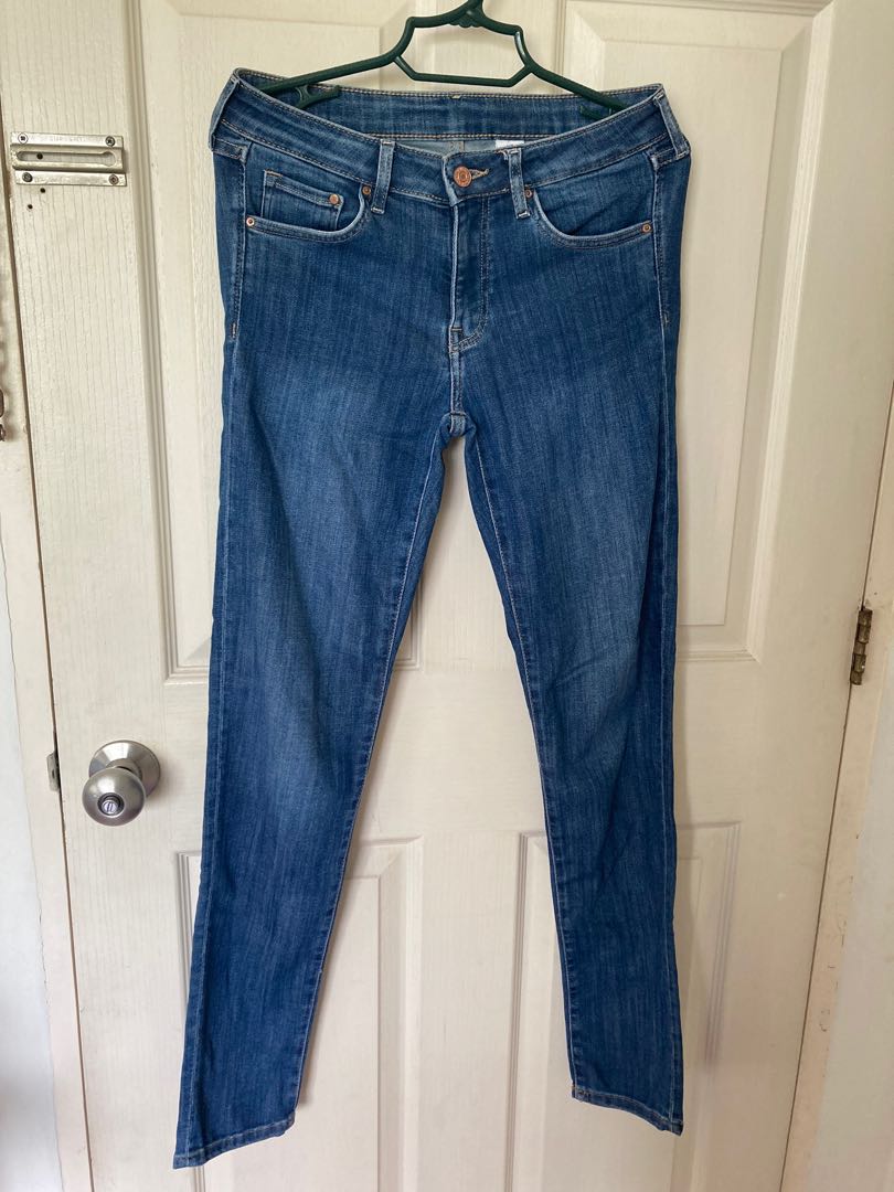 H&M Jeans, Women's Fashion, Bottoms, Jeans on Carousell