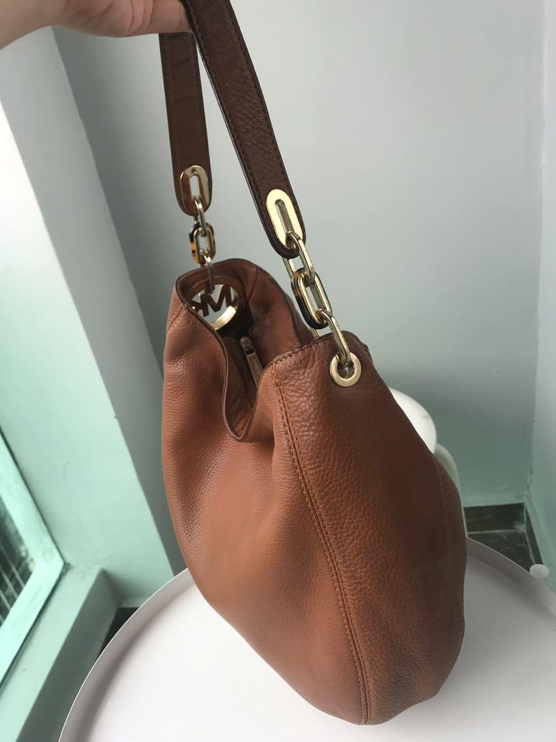 Michael Kors Hobo bag, Women's Fashion, Bags & Wallets, Tote Bags on  Carousell