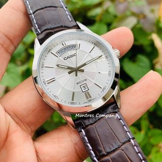 Montres Company 香港註冊公司(32年老店) 卡西歐 CASIO 啡皮革錶帶 銀白色 MTP1381 MTP1381L MTP-1381 MTP-1381L MTP-1381L-7 MTP-1381L-7A 三款色有現貨64210291225603110