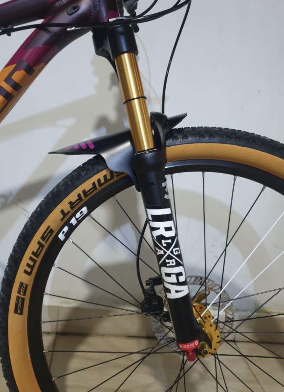 Mountain Bike Suspension Fork 140mm Travel , MTB , Air Fork, Trail XC