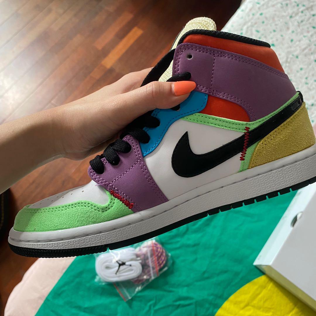 Colourful jordans sales