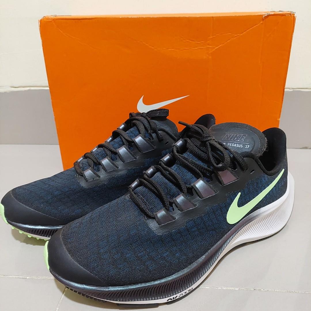 Nike Air Zoom Pegasus 37 (GS), Olah Raga, Baju Olahraga di Carousell