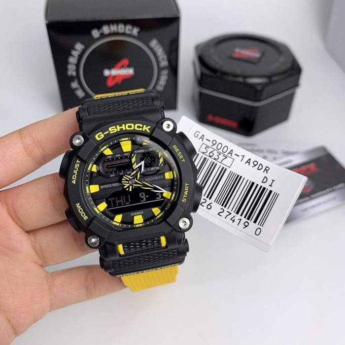 ORIGINAL CASIO G-SHOCK GA-900A-1A9DR, Luxury, Watches on Carousell