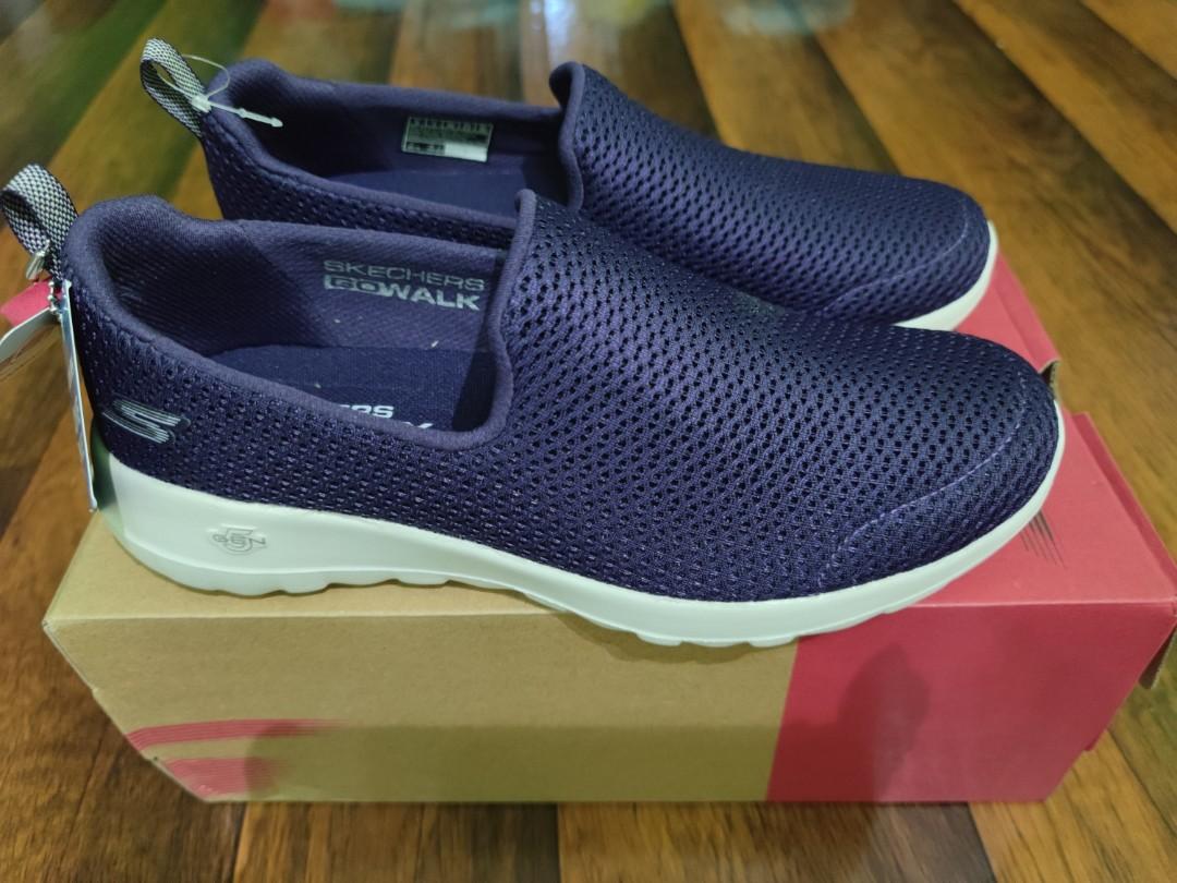 Skechers go walk joy snuggly online