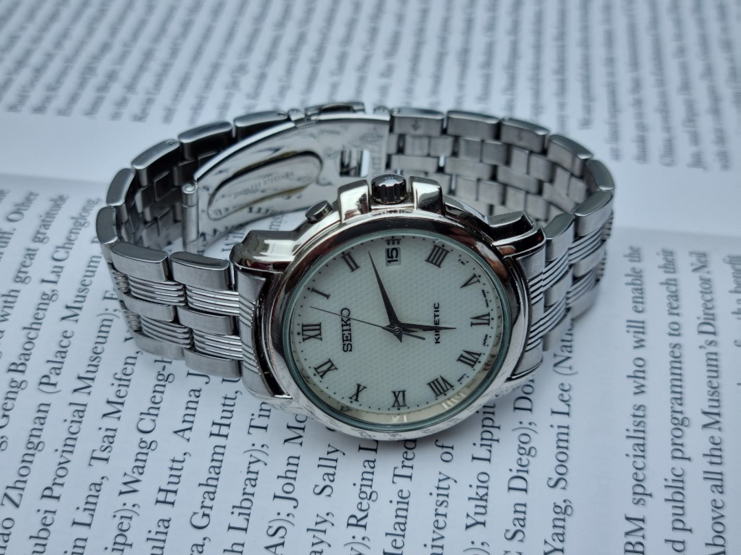 Seiko 5M42 - 0J60 Kinetic, Men's Fashion, Watches & Accessories, Watches on  Carousell