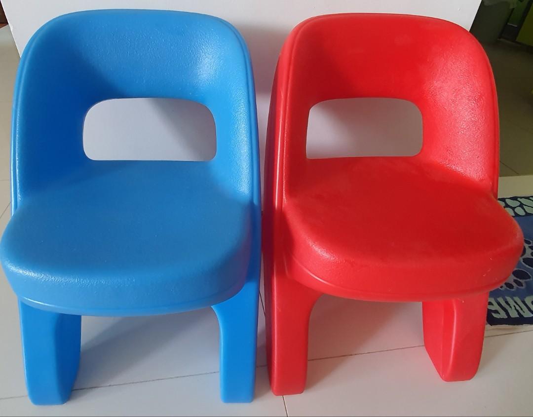 Step 2 table and chairs for toddlers, Babies & Kids, Baby Nursery