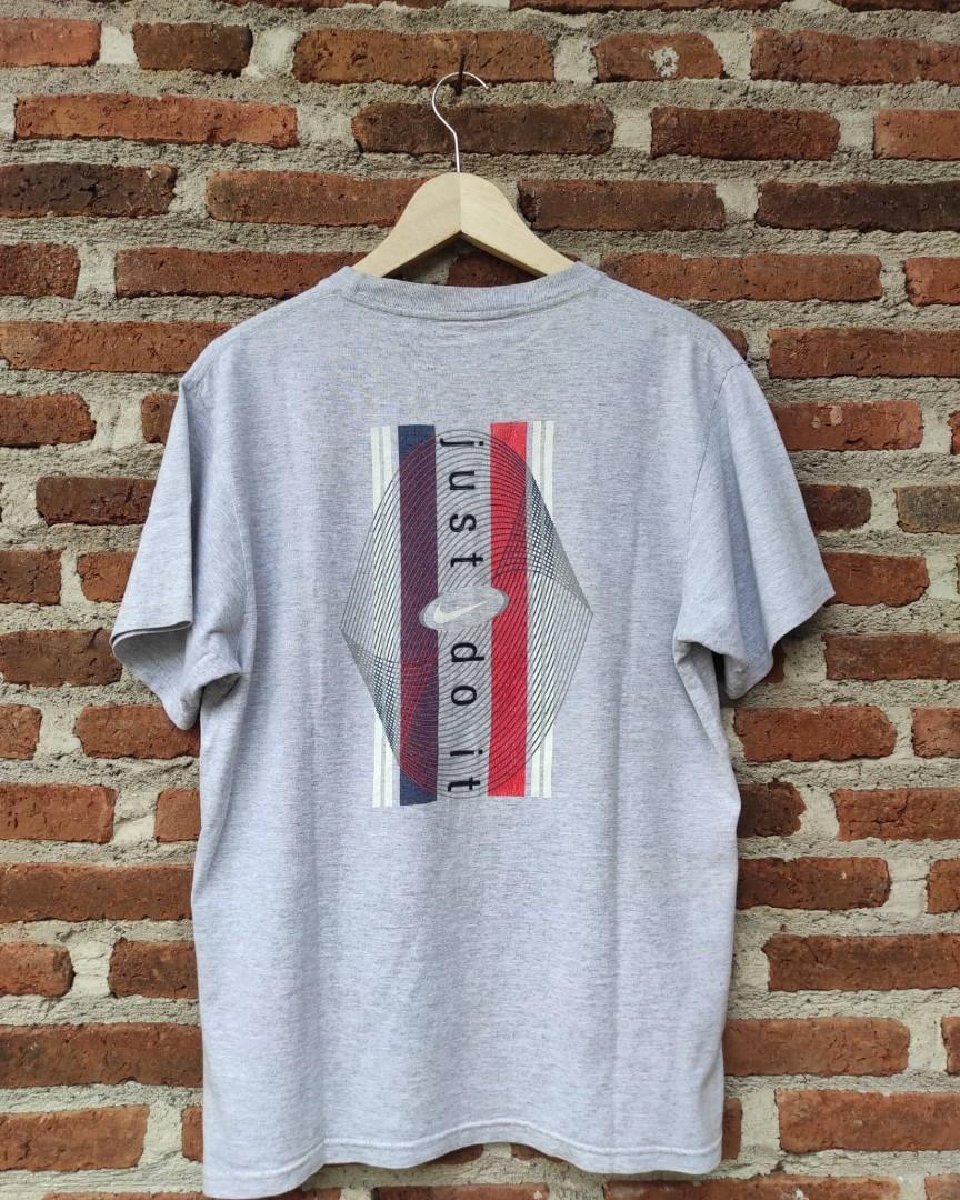 T-shirt nike 90s, Fesyen Pria, Pakaian 