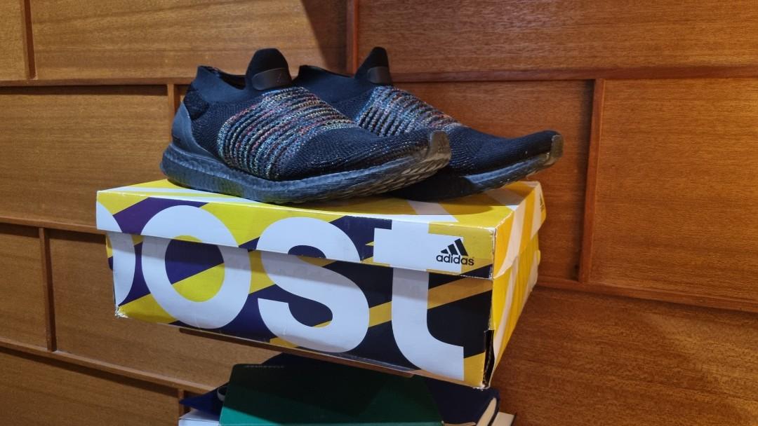 Ultra boost sale laceless fit