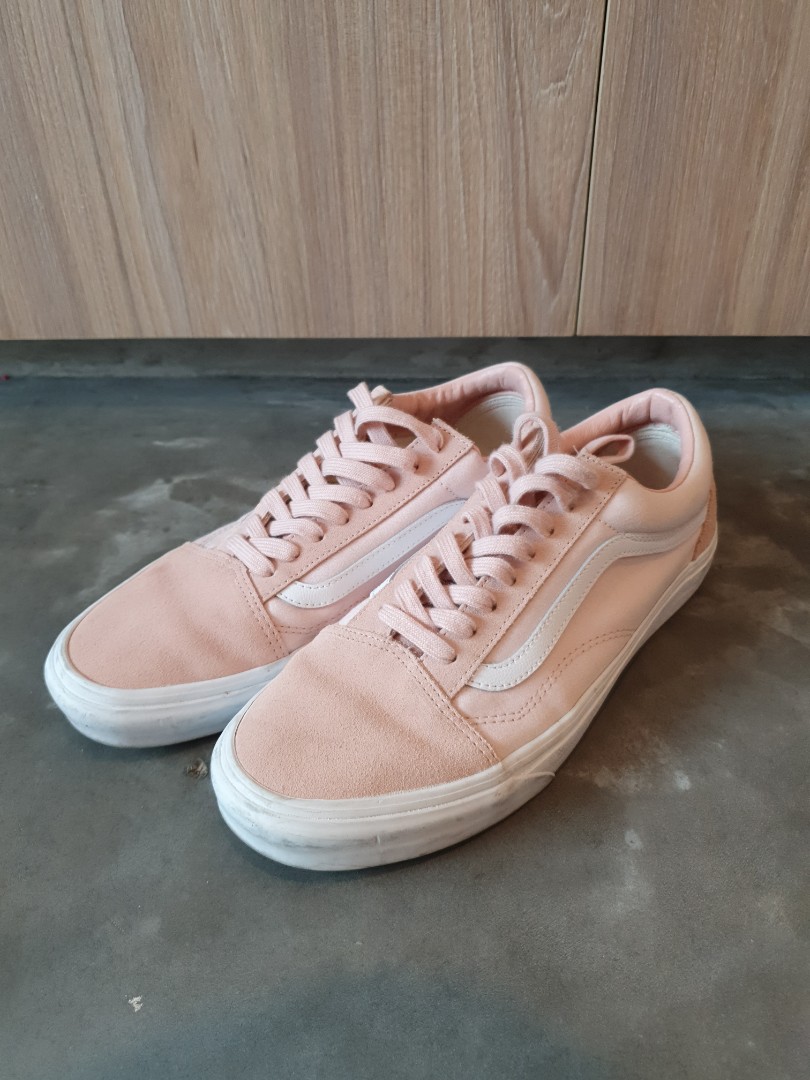 pink mens shoes vans