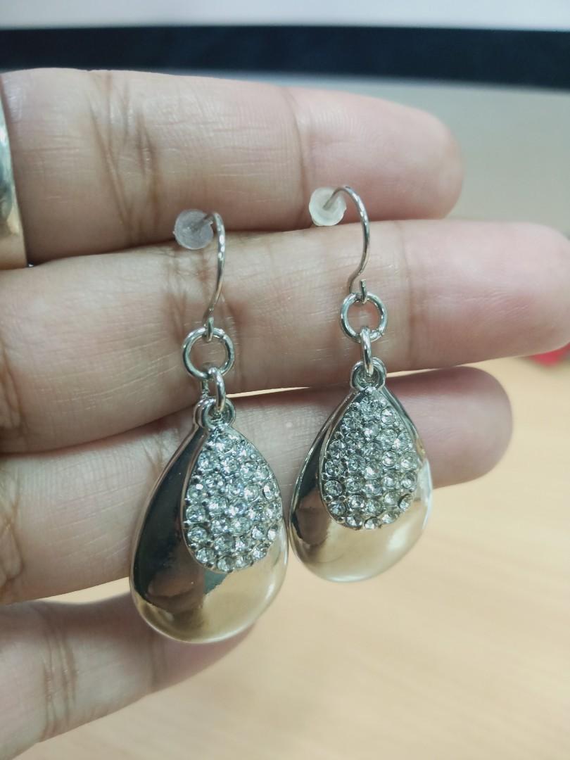 Vintage dangle earrings discount